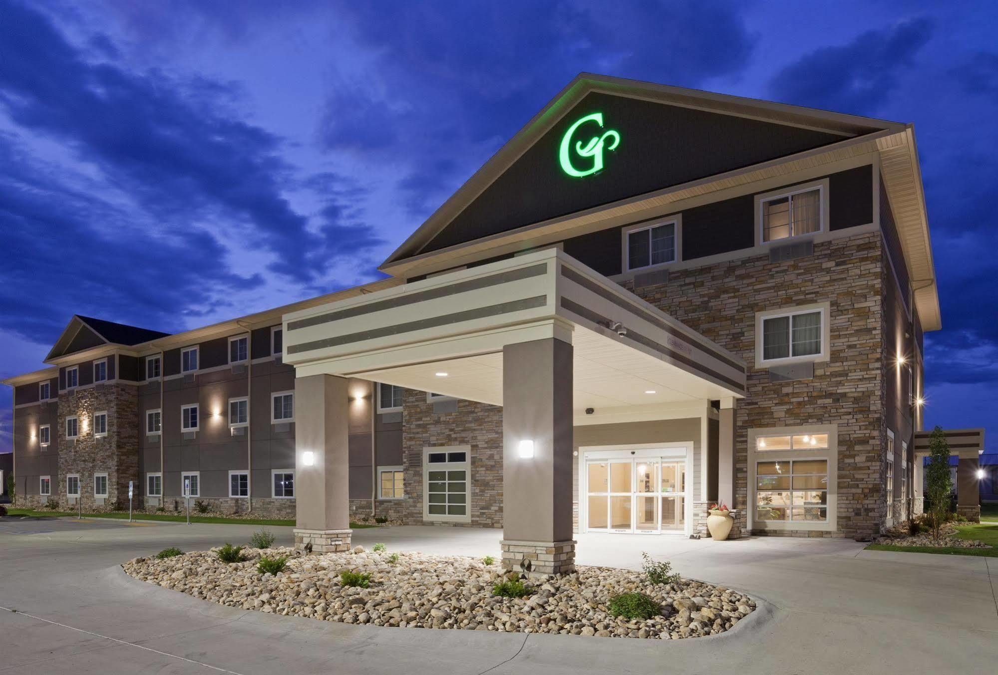 Grandstay Hotel & Suites Valley City Экстерьер фото