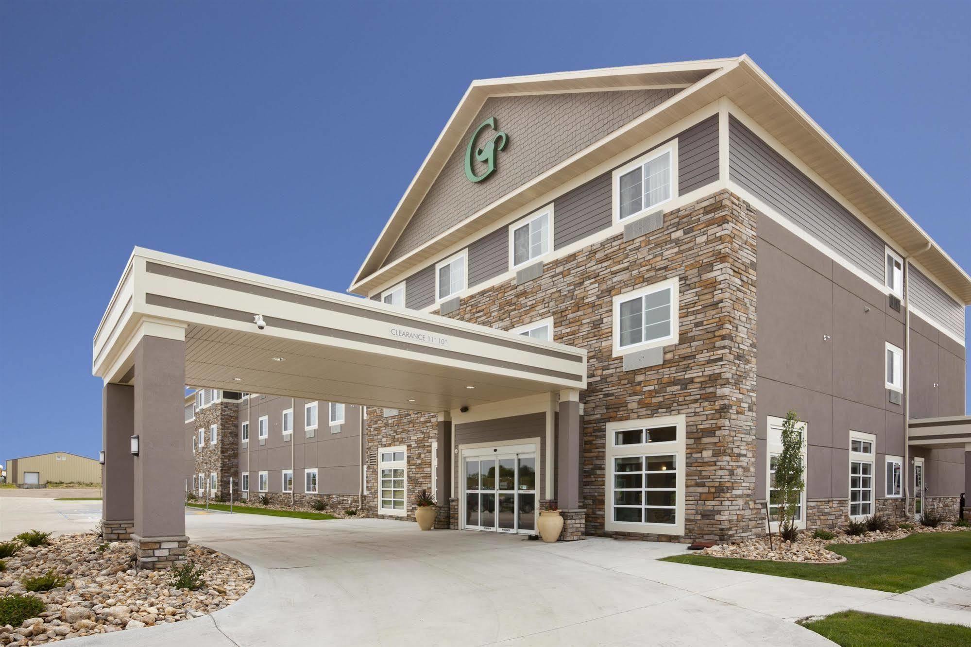 Grandstay Hotel & Suites Valley City Экстерьер фото